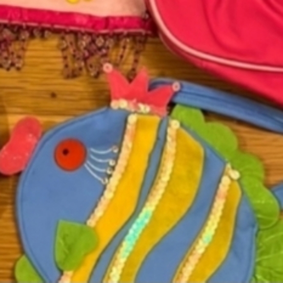 CUTE Fish Queen Bag Purse for Kids Little girls pocketbook in pink blue sequin… - Picture 2 of 8